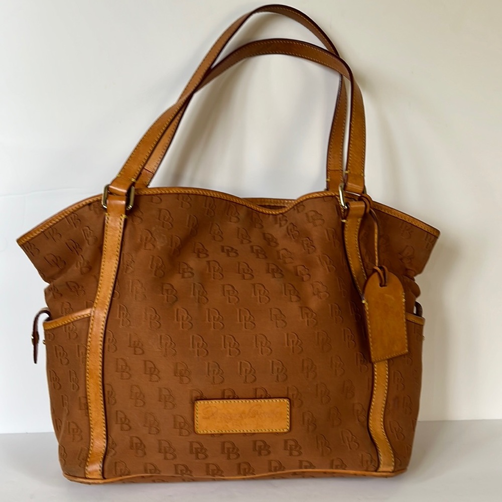 Dooney & Bourke bag